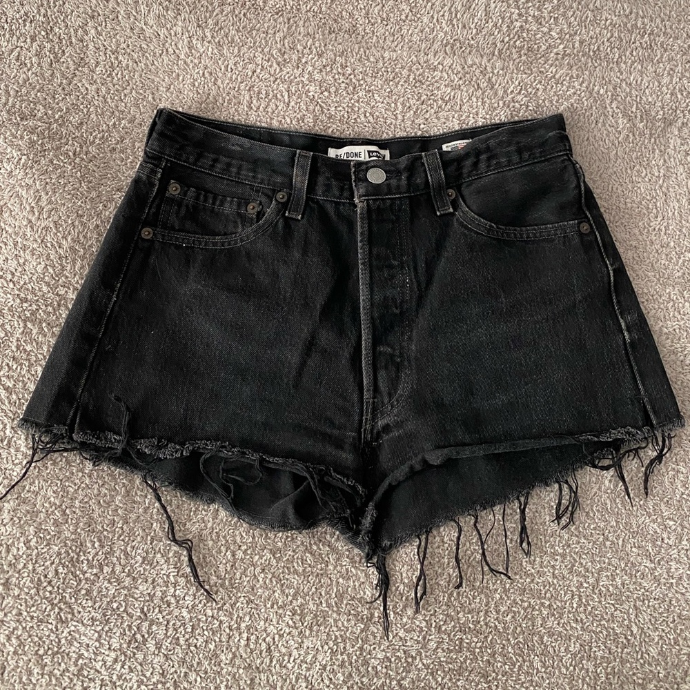 RE/DONE black jean shorts, 25